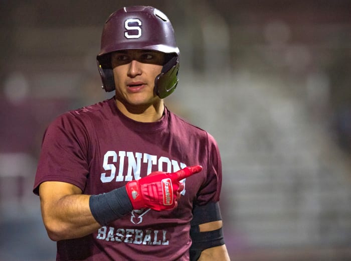sinton alice ryan galvan texas baseball00012